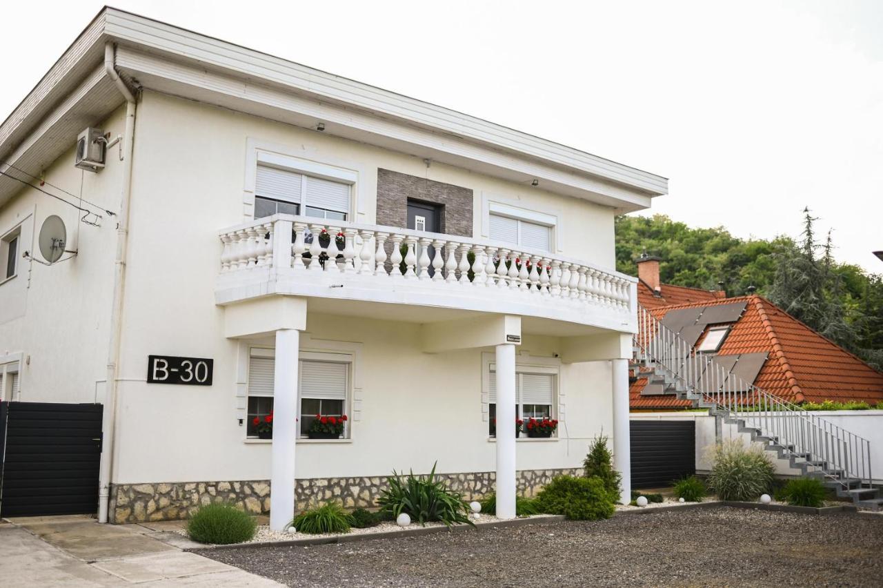 B-30 Vendégház Tokaj Exterior foto